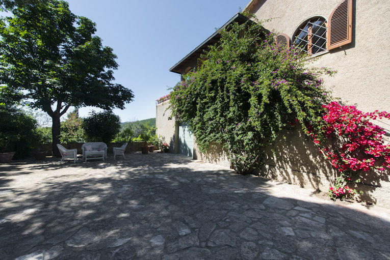 L' Insolita Venturina Terme Exterior photo